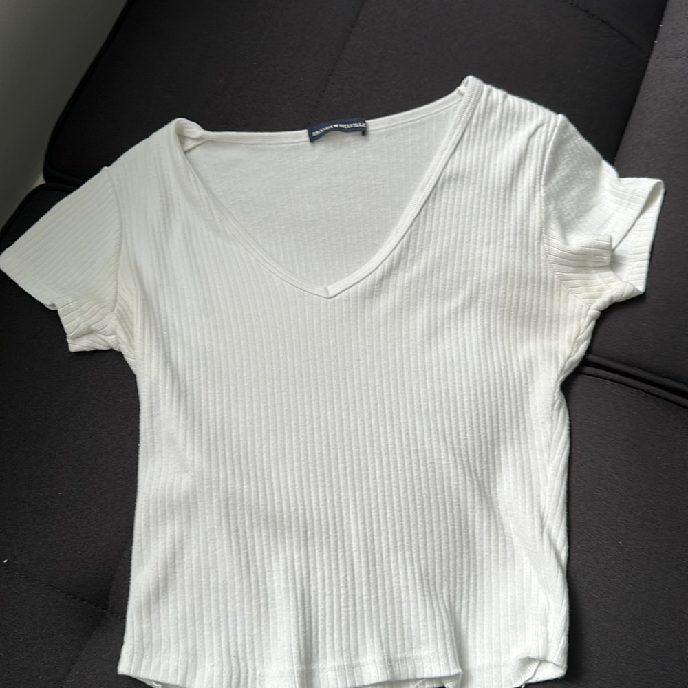 Brandy Melville white short sleeve top